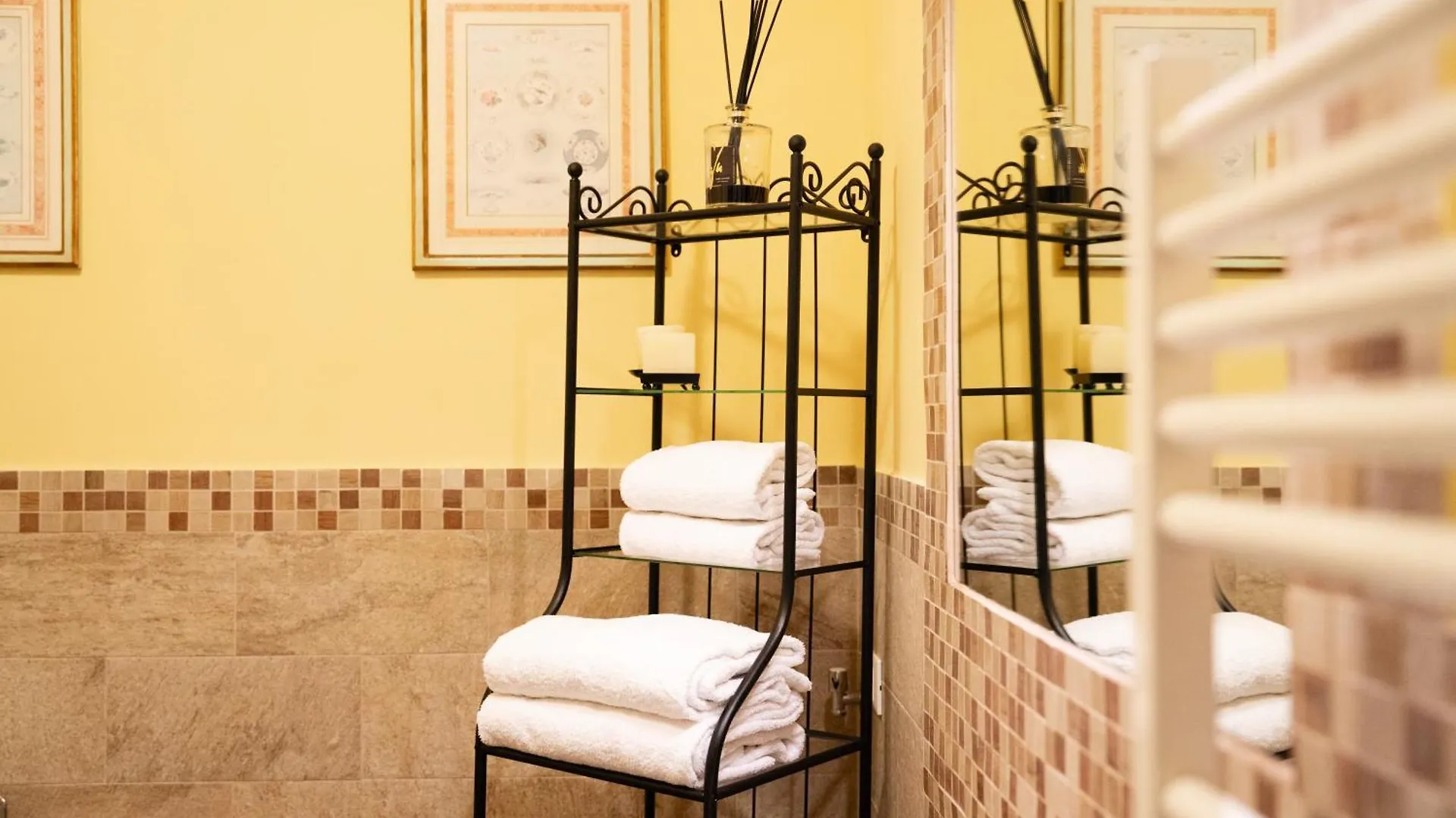 Maison Louise Florence 0*,  Italy