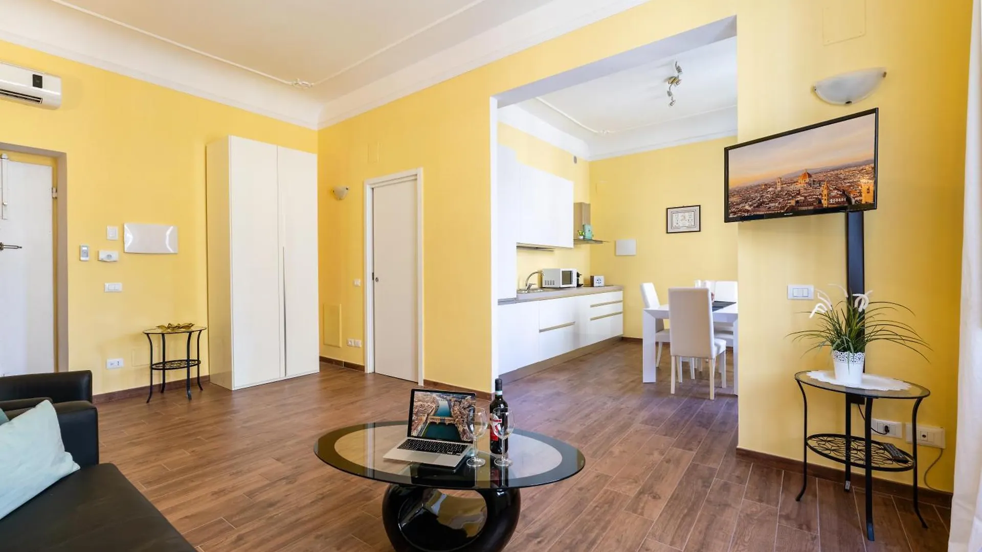 Apartment Maison Louise Florence